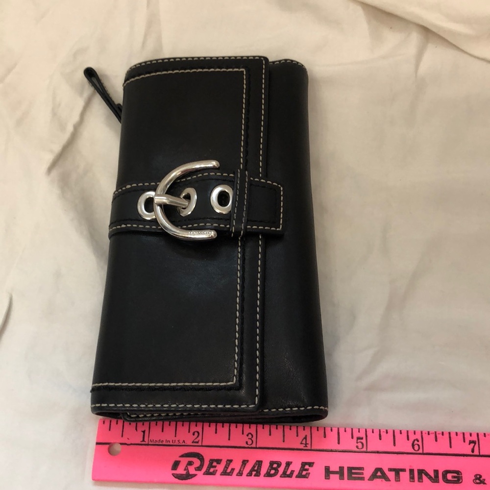Authentic Black leather Coach checkbook wallet - Picture 4 of 8
